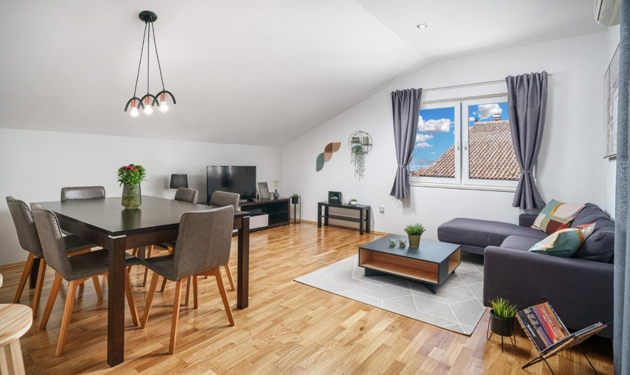 Family Petrov Apartments Vodice Zewnętrze zdjęcie