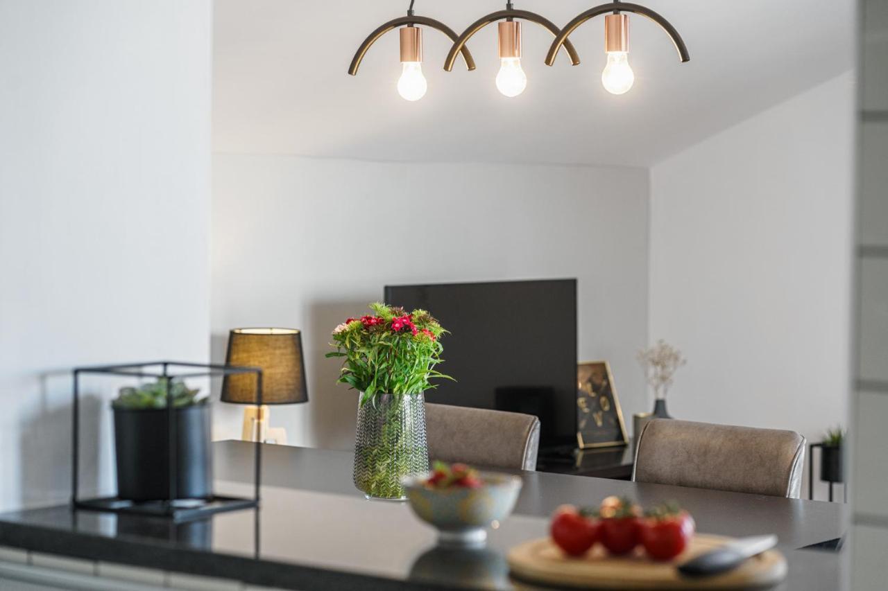 Family Petrov Apartments Vodice Zewnętrze zdjęcie