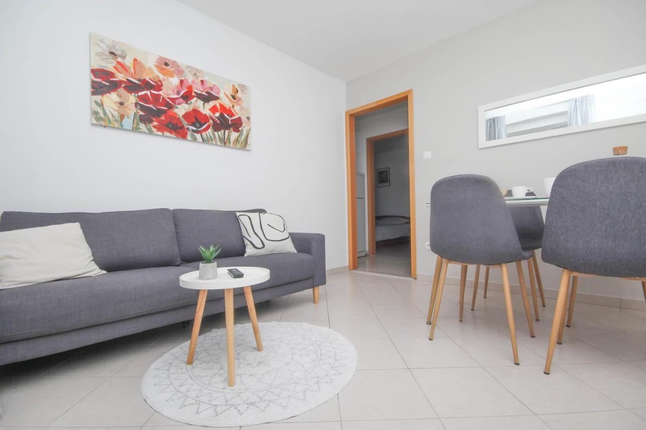 Family Petrov Apartments Vodice Zewnętrze zdjęcie