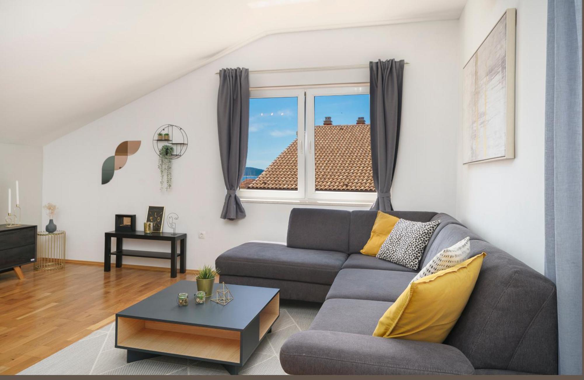 Family Petrov Apartments Vodice Zewnętrze zdjęcie