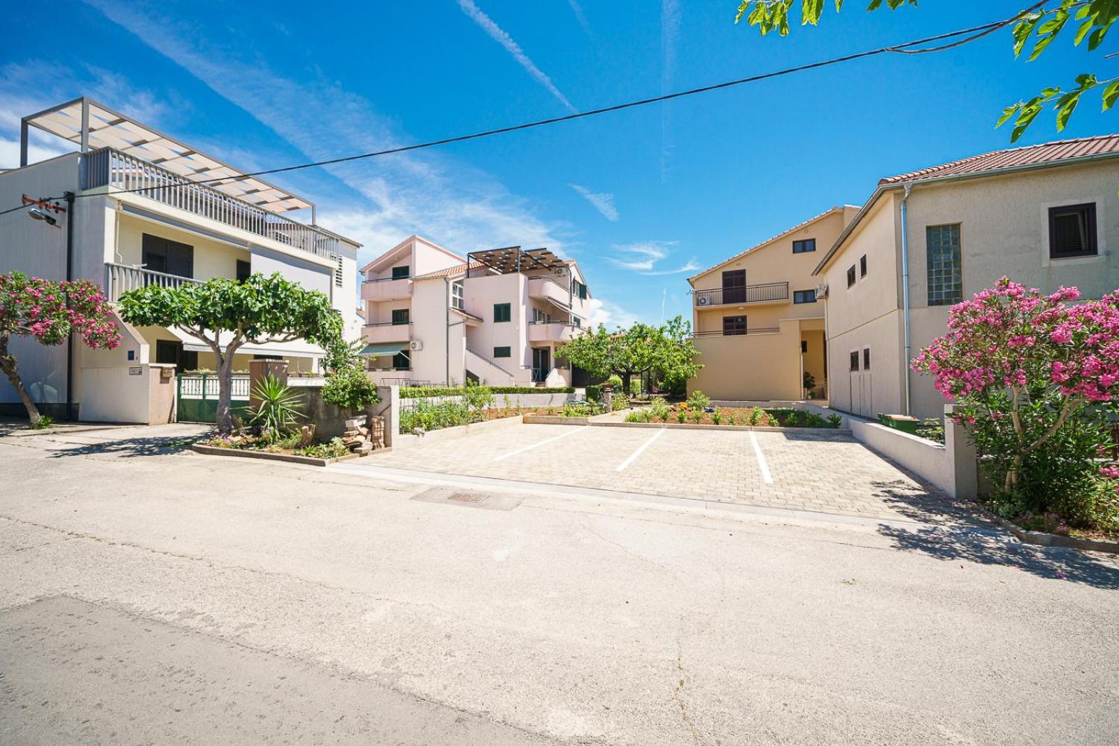 Family Petrov Apartments Vodice Zewnętrze zdjęcie