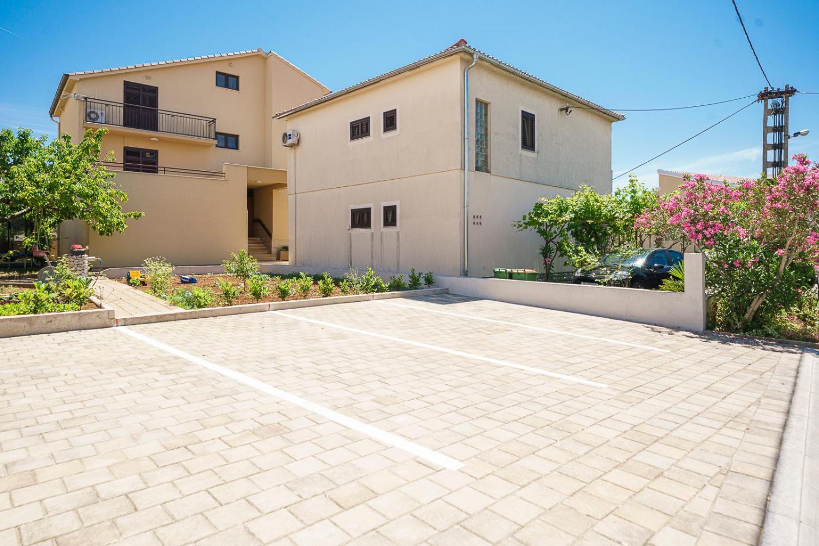 Family Petrov Apartments Vodice Zewnętrze zdjęcie